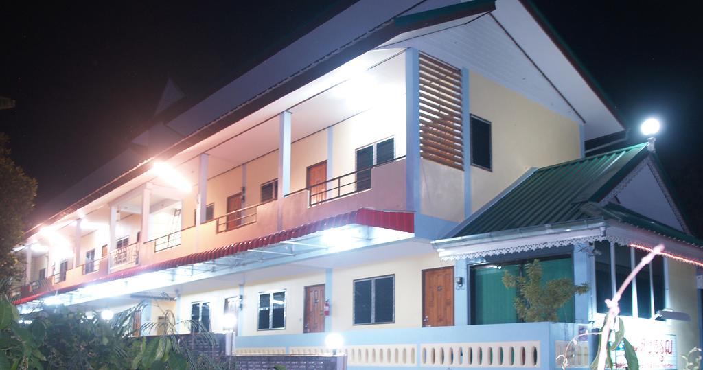 Sangaroon Hotel Пуа Екстериор снимка