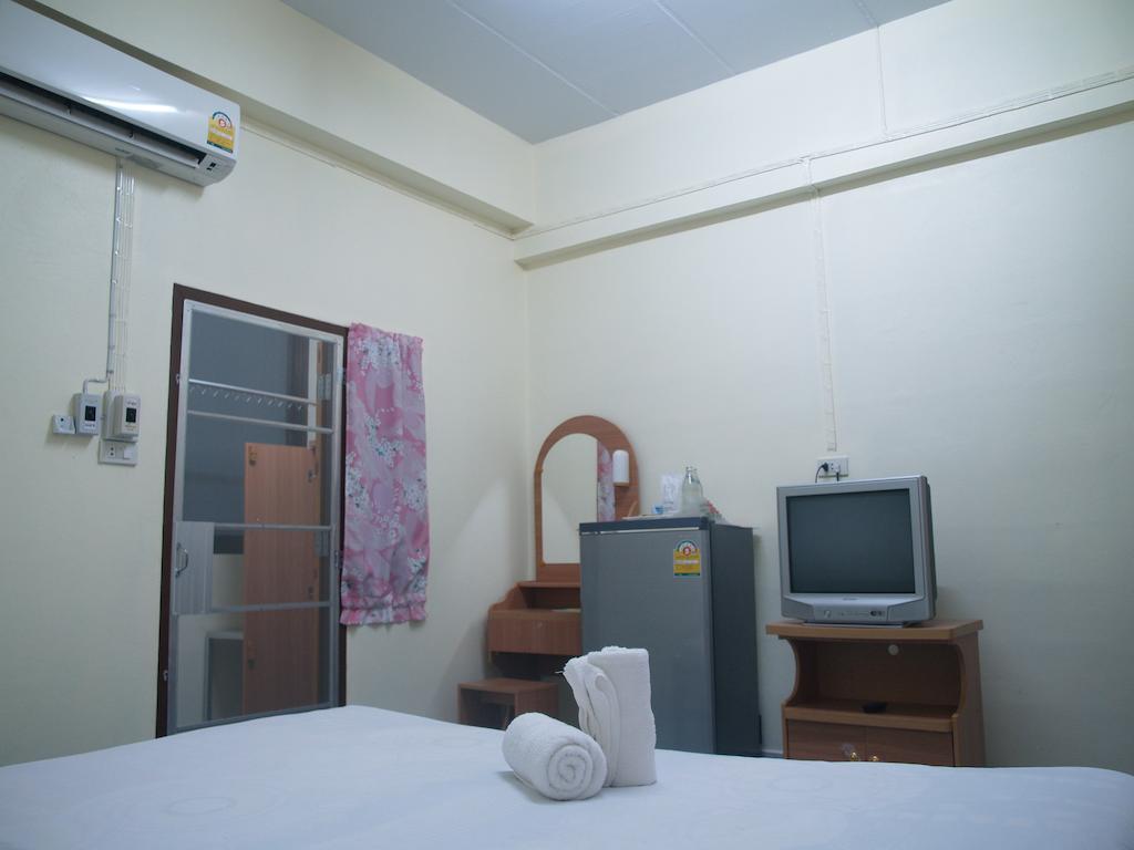 Sangaroon Hotel Пуа Екстериор снимка
