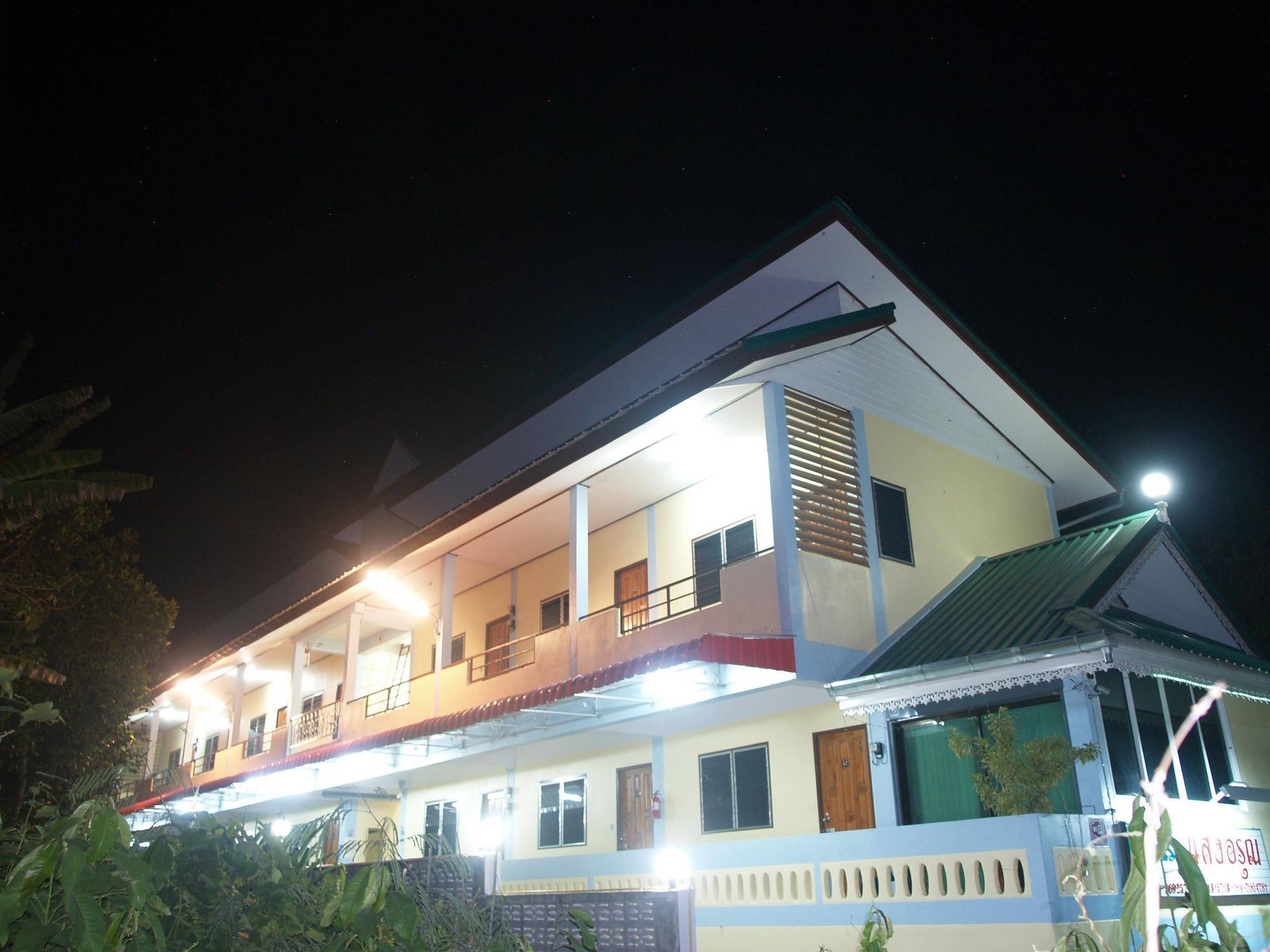 Sangaroon Hotel Пуа Екстериор снимка