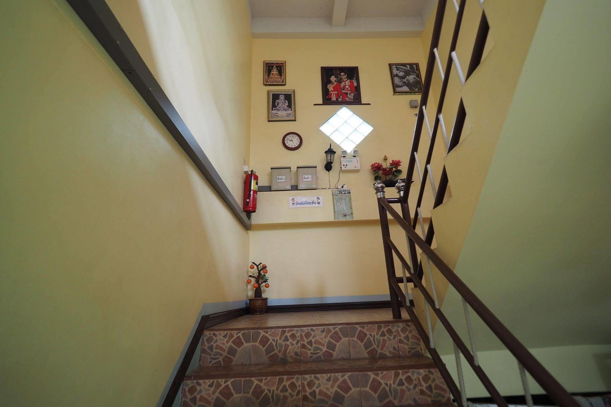 Sangaroon Hotel Пуа Екстериор снимка